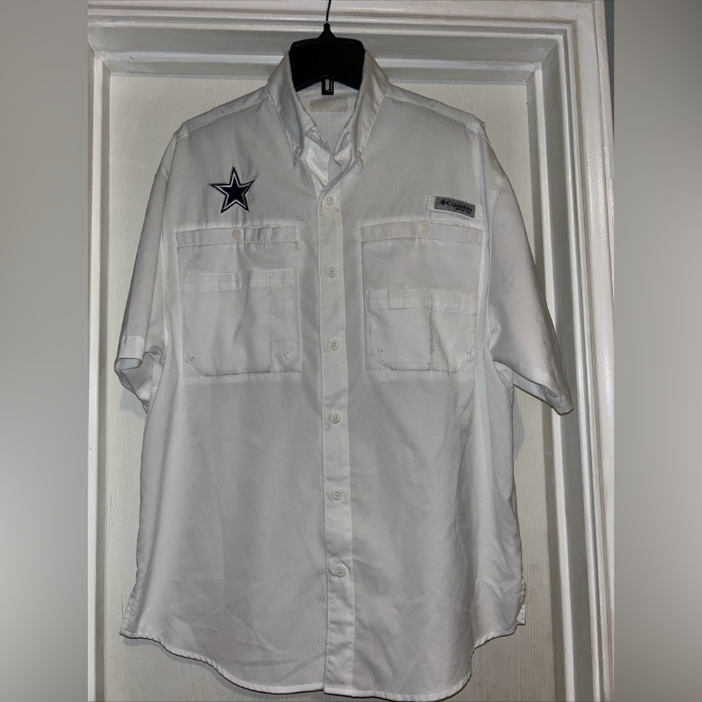 Men’s Dallas Cowboys white Columbia shirt M